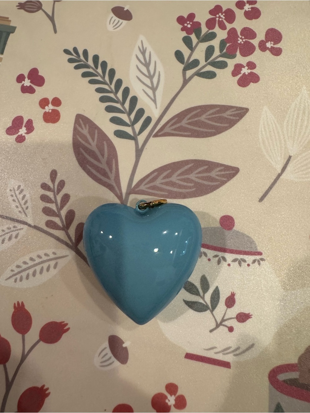 Brand new Roxanne Assoulin The Big Puffy Heart Charms Cloud Blue - Picture 2 of 2